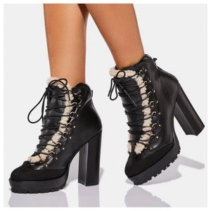 Dolls Kill In Wonderland Vegan Leather Chunky Heel Boots Sz 8.5 NWOB!